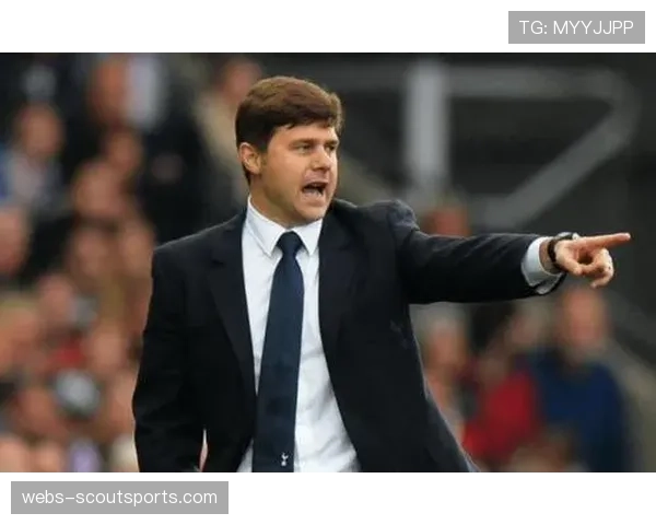 现场:热刺新白鹿巷球场为前主帅波切蒂诺起立鼓掌 现场:热刺新白鹿巷球场为前主帅波切蒂诺起立鼓掌